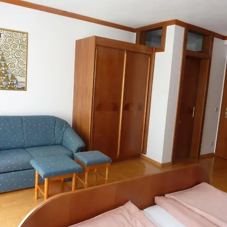 Rose * Sankt Kanzian am Klopeiner See