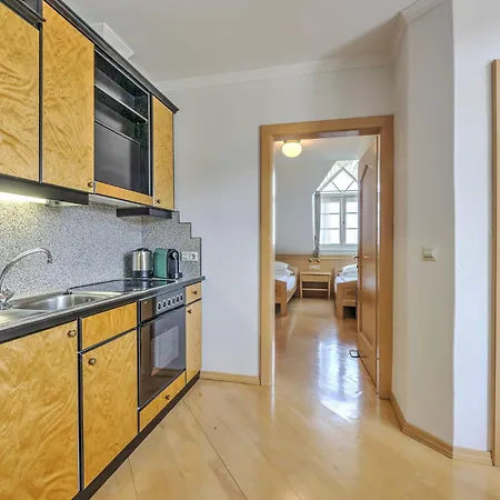 Rose Sankt Kanzian am Klopeiner See