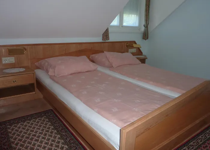 Rose Sankt Kanzian am Klopeiner See